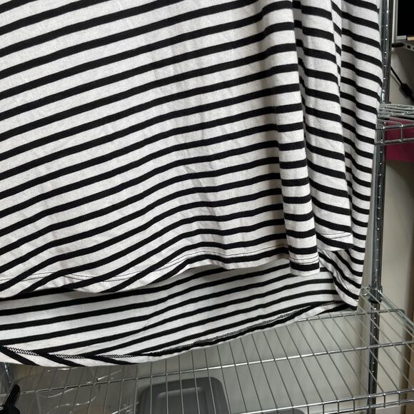 Torrid Women's Black White Striped Classic Fit T Shirt Size 5X Casual‎ Weekends - Picture 10 of 11